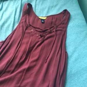 burgundy tank top